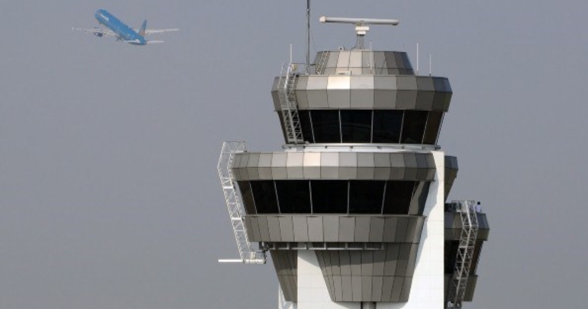 You are currently viewing Behind the radar: How air traffic control works