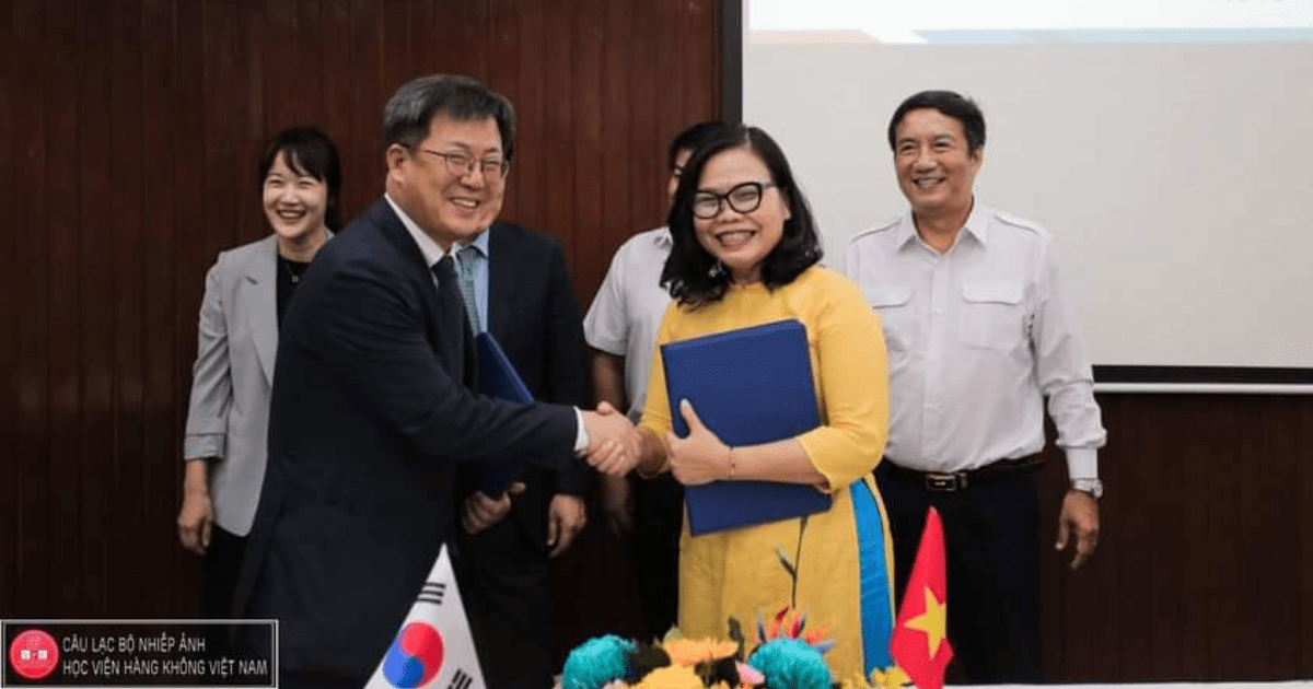You are currently viewing Vietnam Aviation Academy (VAA) and Incheon International Airport Corporation (IIAC) cooperation grows stronger