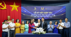 Read more about the article Training commercial pilots under dual-degree program with Bay Viet
